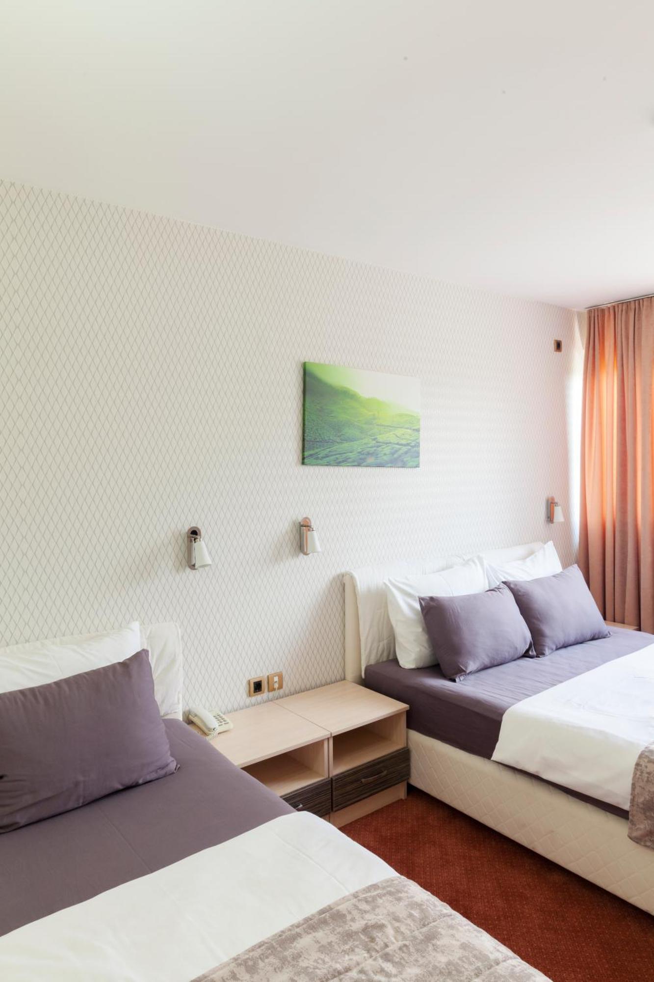 Hotel Livade Čačak Eksteriør billede